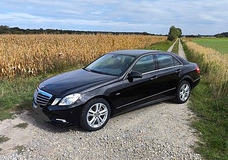 Mercedes-Benz E 200 CGI BlueEFFICIENCY AVANTGARDE AVANTGARDE