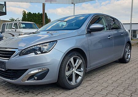 Peugeot 308 Allure, PDC, Full LED, 8f. bereift