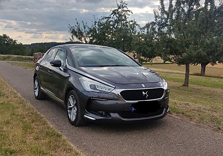 DS Automobiles DS 5 DS5 HDi 180 St.&St. EAT6 Business Class ...