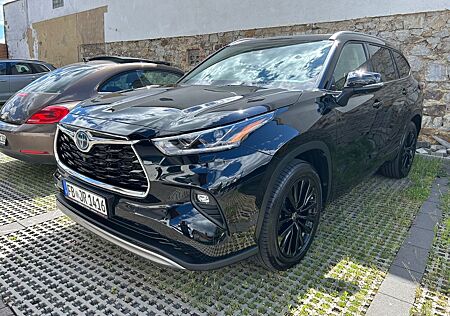 Toyota Highlander Hybrid Luxury AWD ( 7 Sitzplätze )