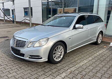 Mercedes-Benz E 220 CDI T BlueEFFICIENCY ELEGANCE ELEGANCE