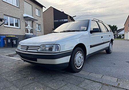 Peugeot 405
