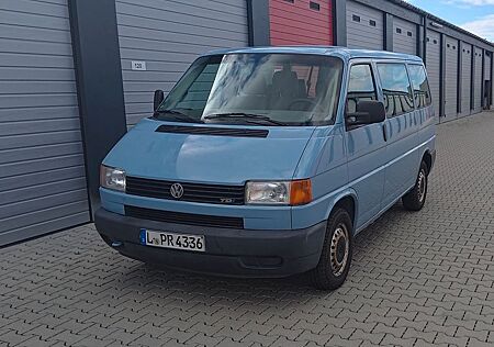 VW T4 Kombi gebraucht kaufen VW T4 Kombi Volkswagen T4 Bus Camper 9 Sitz Klimaanlage gr. Plakette