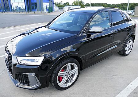 Audi RS Q3 RSQ3 2.5 TFSI performance S tronic quattro PANO