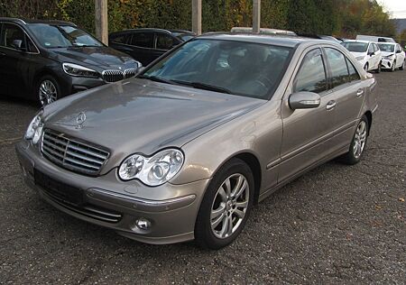 Mercedes-Benz C 220 CDiA Alu/Bi-Xenon/Navi/PTS/SHZ/Tempomat