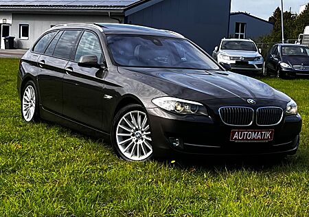 BMW 530 gebraucht kaufen BMW 530 Touring d NAVI PANO HEAD-UP R-KAMERA SOFT CL