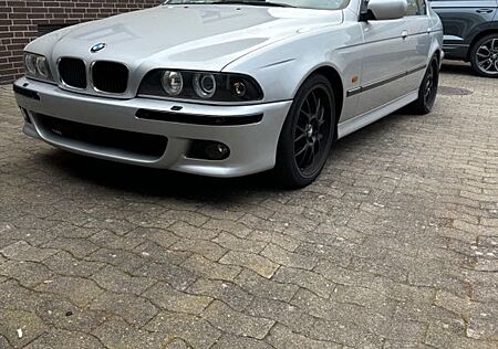 BMW 530d / HU neu / rostfrei / 2. hand