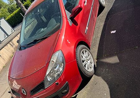 Renault Clio Edition Dynamique 1.6 16V ESP 82kW Edit...