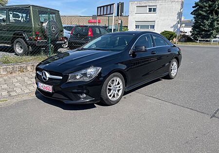 Mercedes-Benz CLA 180 CLA -BlueEfficiency Edition
