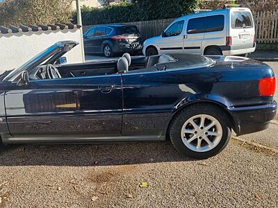Audi Cabriolet 2.0 -