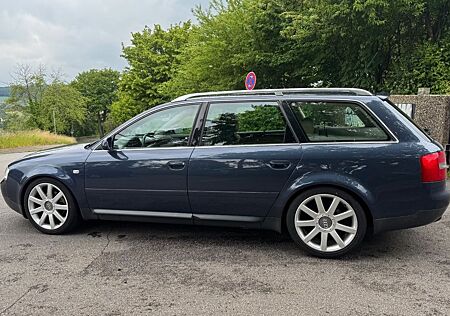 Audi A6 1.9 TDI Sechsgang Avant Bose Xenon Sline