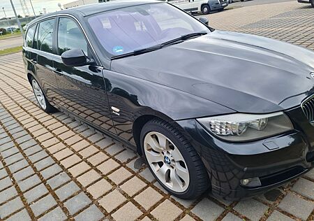 BMW 330d xDrive Touring -
