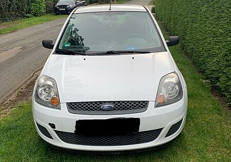Ford Fiesta 1,3 44 kW Ambiente Ambiente
