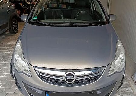 Opel Corsa 1.4 Edition Edition