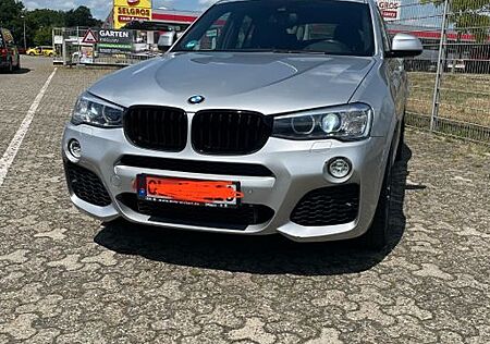 BMW X4 xDrive20d M Paket 8 fach bereift Head up