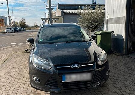 Ford Focus 1,6 EcoBoost 110kW Titanium Turnier Ti...