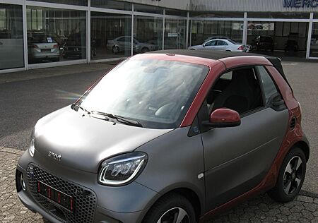 Smart ForTwo Cabrio EQ Exclusive+22KW-Lader+LED+5000Km