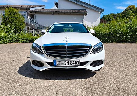 Mercedes-Benz C 220 C220d Avantgarde 170 PS Automatik