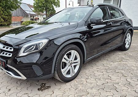 Mercedes-Benz GLA 200 GLA