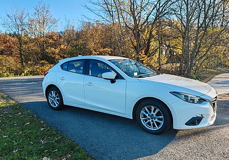 Mazda 3 2.2 SKYACTIV-D 150 Center-Line Center-Line