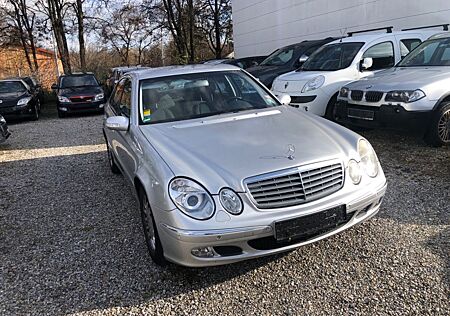 Mercedes-Benz E 240 ELEGANCE-KLIMATRONIC-NAVI-ALU-EURO 4