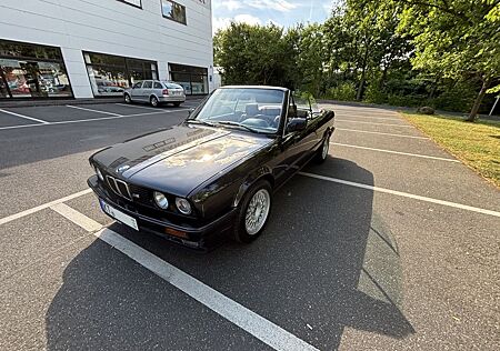 BMW 320i Cabrio Sammler Sehr guter Zustand TüV NEU