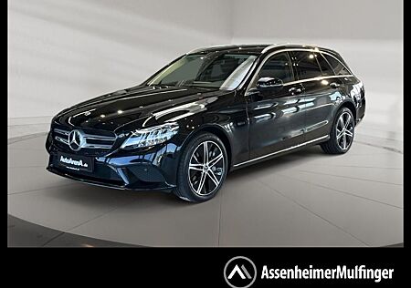 Mercedes-Benz C 300 de T Avantgarde **COMAND+AHK+LED HP
