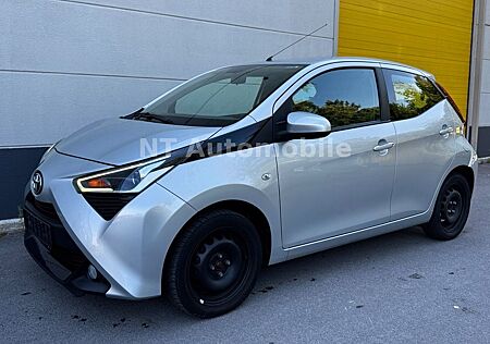 Toyota Aygo (X) -play club Klima Tempomat RCAM MwSt.