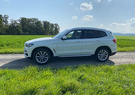 BMW X3 xDrive20d AT -