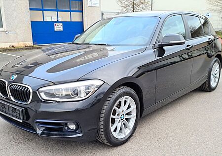 BMW 120d Sport Navi Sportautomatik LED PDC Alu