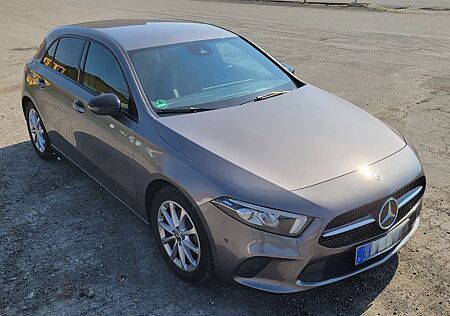 Mercedes-Benz A 200 A200 d Progressive - 1. Hand, Garantie bis 03/27