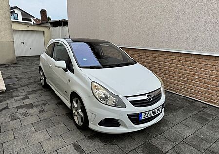 Opel Corsa 1.4 OPC Line