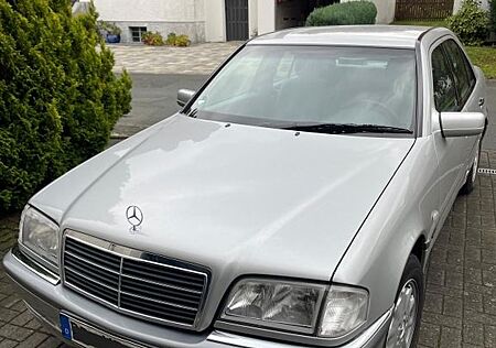 Mercedes-Benz C 180 CLASSIC Classic