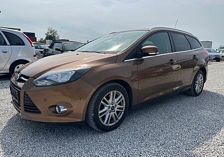 Ford Focus Titanium Automatik Teilleder Klimaaut. PDC