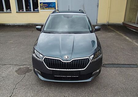 Skoda Fabia 1.0l TSI LED/NAVI/ACC/SHZG/PDC/CLIMATRONIC