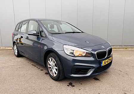 BMW 216i 216 Gran Tourer Luxury Line navigatie