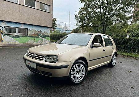 VW Golf Volkswagen 1.6 Auto Special / Automatik / Klima /