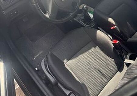 Kia Picanto gebraucht kaufen Kia Picanto 1.1 vission