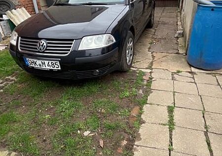 VW Passat Variant Volkswagen 1.9TDI 74kW family Variant Family