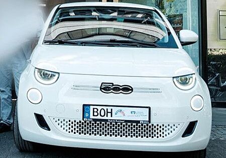 Fiat 500 elektr. Neuwagen, noch nicht zugelassen