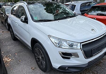 Peugeot 4008 Allure 4WD, Panorama, Leder, Navi, Kamera