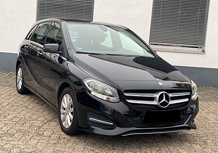 Mercedes-Benz B 180 d *Navigation/Kamera/LED/2X Parkhilfe*