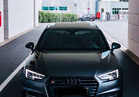 Audi A4 3.0 TDI tiptronic quattro sport Avant sport