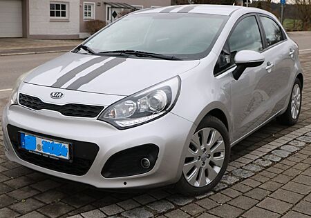 Kia Rio 1.4 CRDi FIFA WORLD CUP EDITION FIFA WOR...