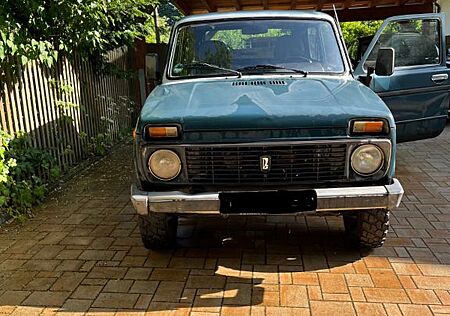Lada Niva 1.7i Kult Kult