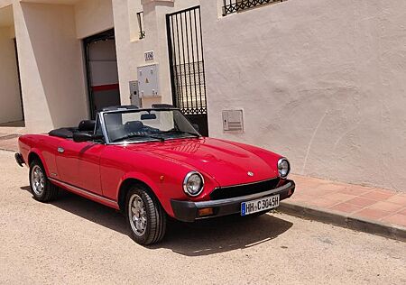 Fiat 124 Spider