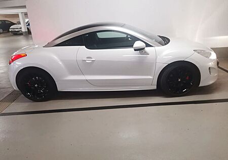 Peugeot RCZ 2.0 HDi FAP 165