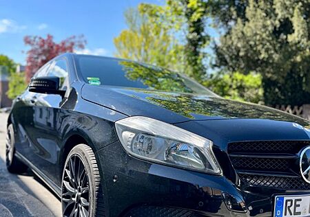 Mercedes-Benz A 180 Sport Paket