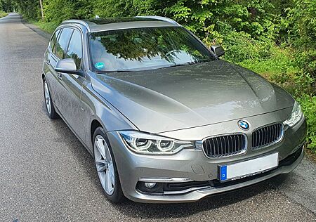 BMW 320d Touring Luxury Line Luxury Line