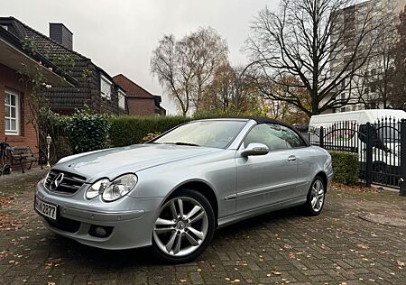 Mercedes-Benz CLK 200 KOMPRESSOR AVANTGARDE /LEDER/NAVI/XENON